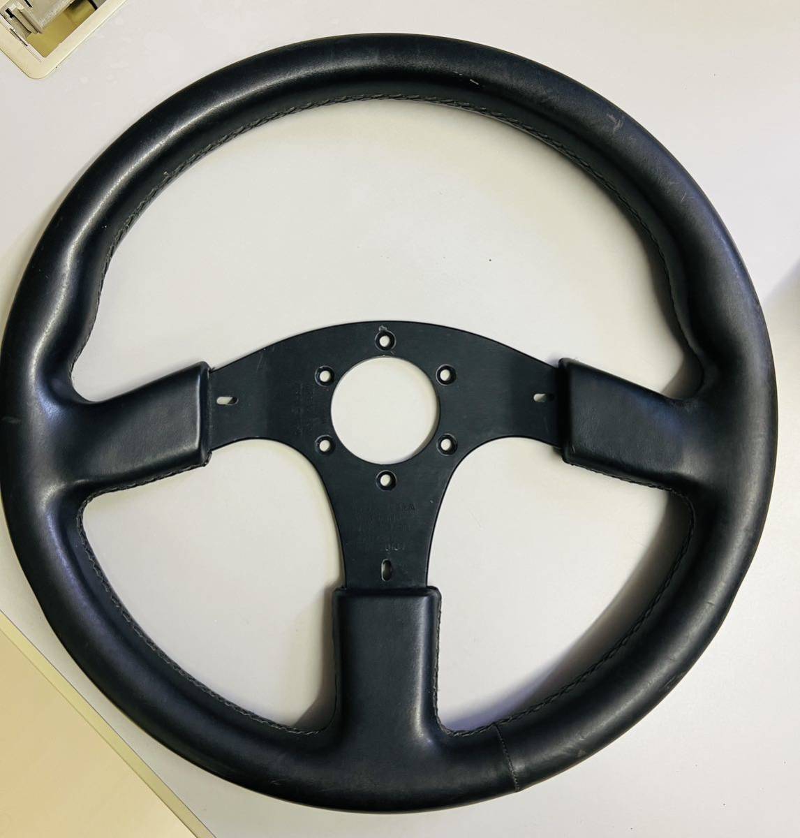 イタルボランテ IMOLA R イモラ R 直径約35cm 赤ステッチ レザー