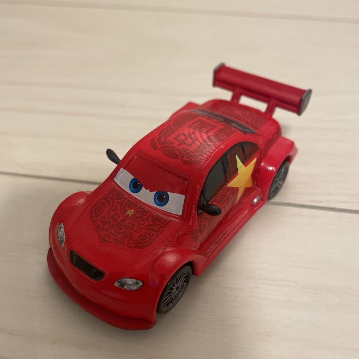 カーズミニカーマテルマックィーン、中国、ロン　ジー 、LONG GE日本ペイント マテル カーズ MATTEL CARS ダイキャストカー LONG GE ロン ジー 中国