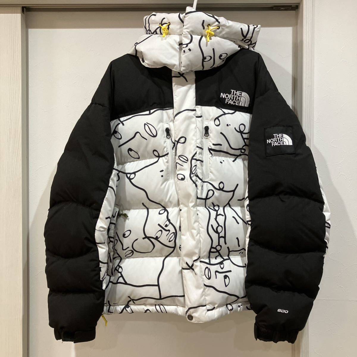 イギリス限定品 ノースフェイス ヒマラヤンパーカ 極暖 総柄