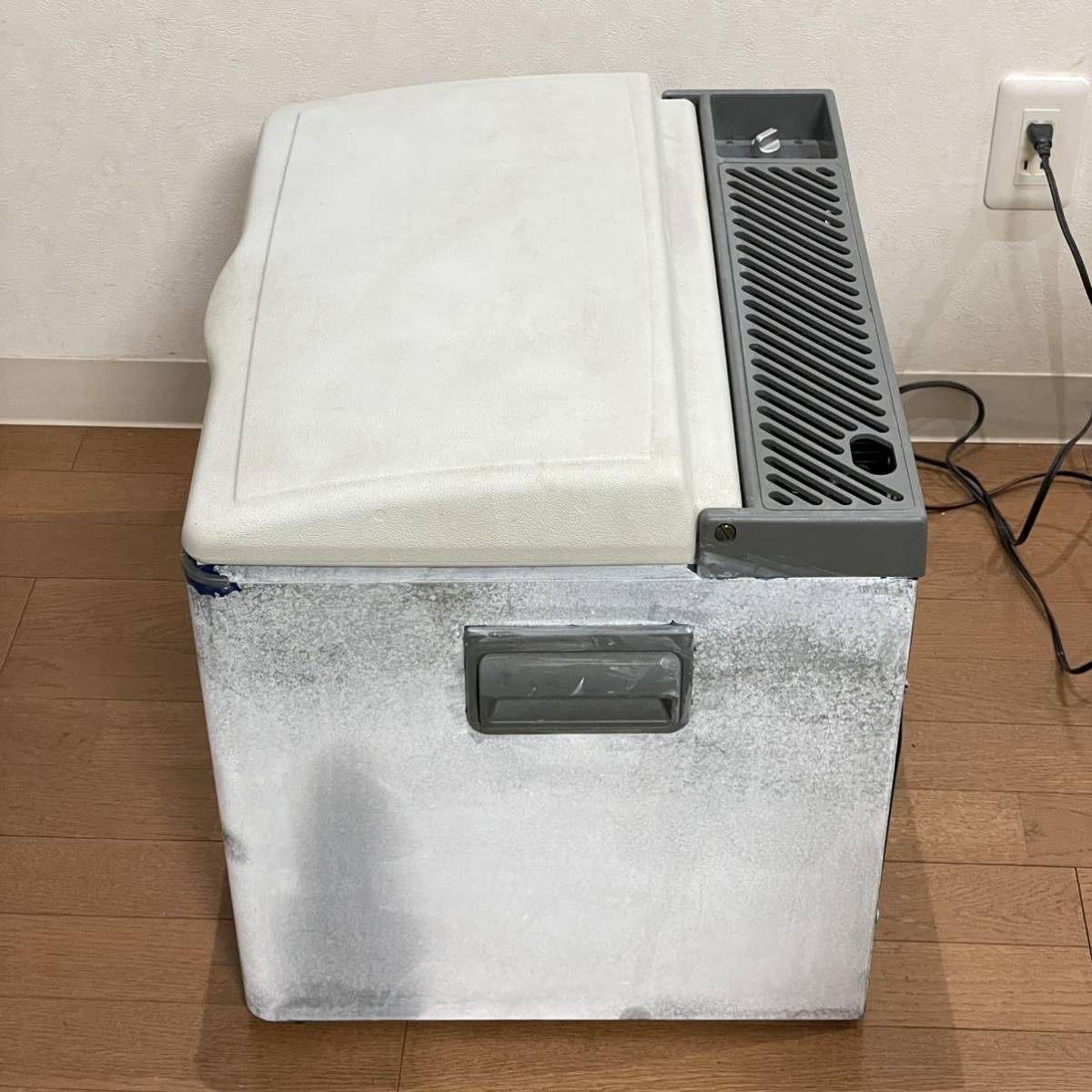 Iwatani mobilCool RC-1800N Iwatani⁄イワタニ 3Way ポータブル冷蔵庫 