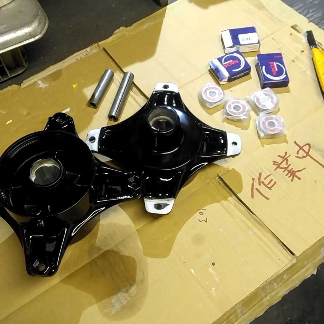 新品付属品が多数付属です！ホンダ純正 ダックス シャリー 前後ハブ 