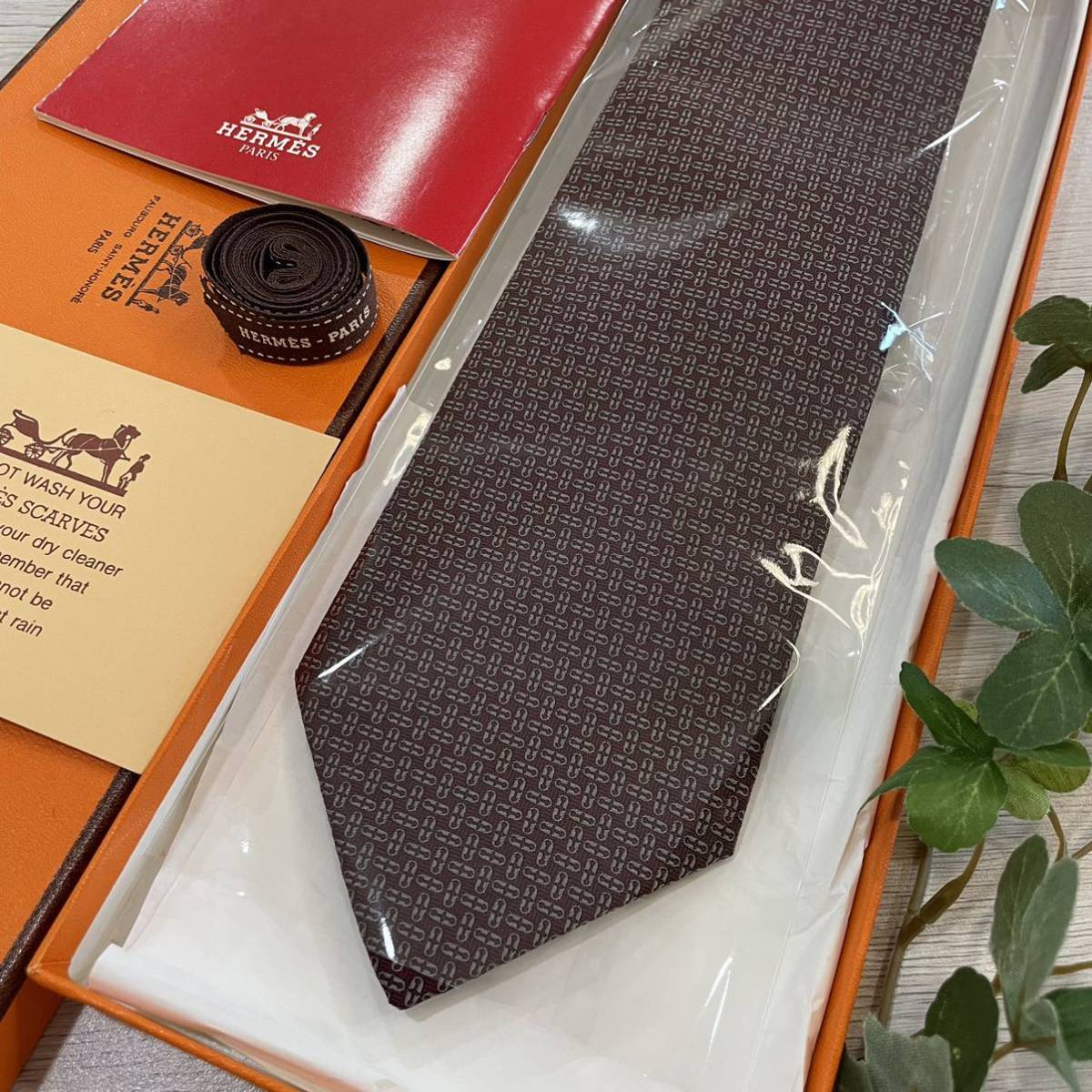 Ｎランク品 美品 HERMES エルメス ネクタイ 透明カバー付き