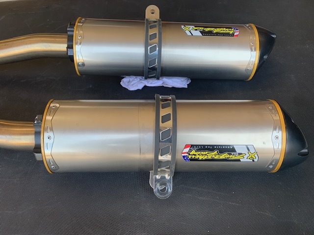 GSX1300R ハヤブサ 隼 用ツーブラザーズレーシング Two brothers