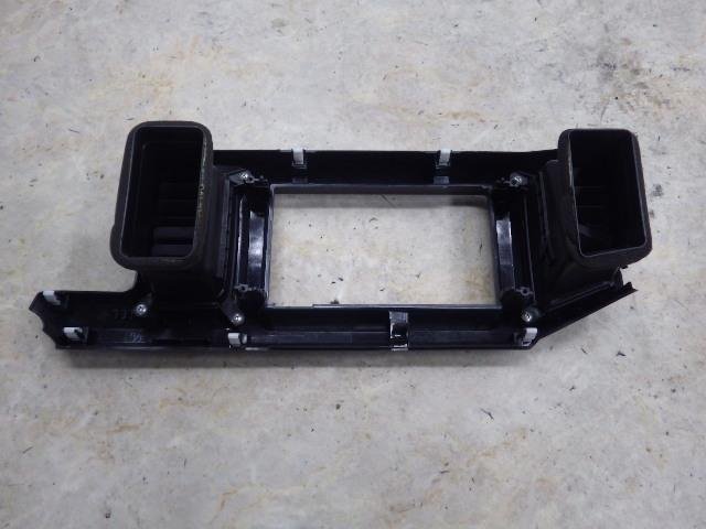 KBT】ステップワゴン DBA-RK5 オーディオパネル 77250-SZW-00-20 J
