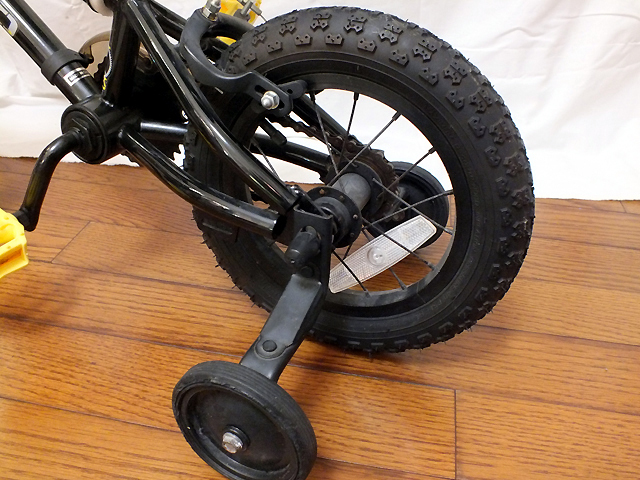 ☆HARO BIKES ハローバイクス Z12 ブラック 補助輪付き自転車 12インチ 