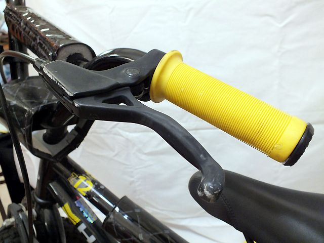 ☆HARO BIKES ハローバイクス Z12 ブラック 補助輪付き自転車 12インチ