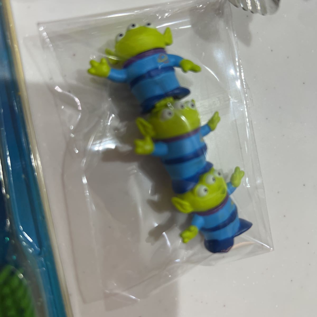 ディズニー トイストーリー バズライトイヤー エイリアン リトル