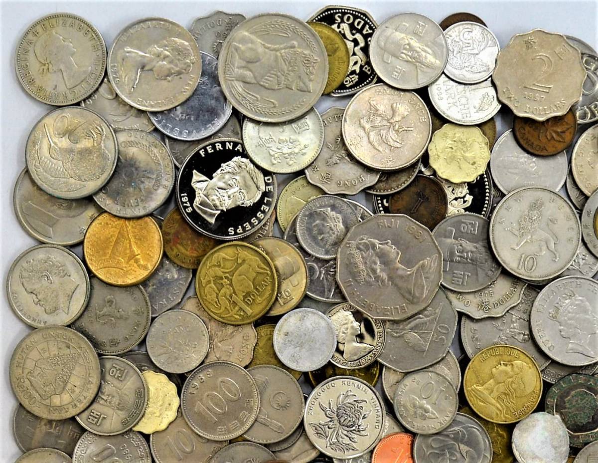 海外硬貨約4kg。 外国コイン | オンラインショップ | 泰星コイン株式会社