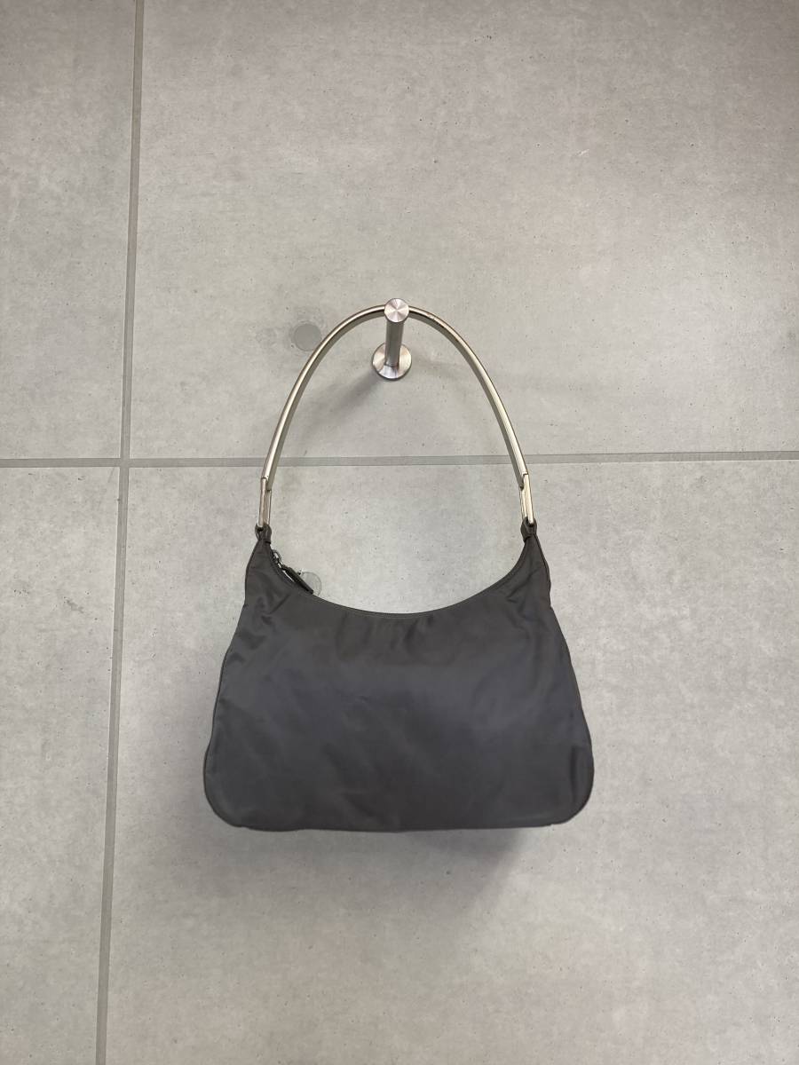 1円スタート！PRADAプラダ・グレーナイロンショルダーバッグ・マット