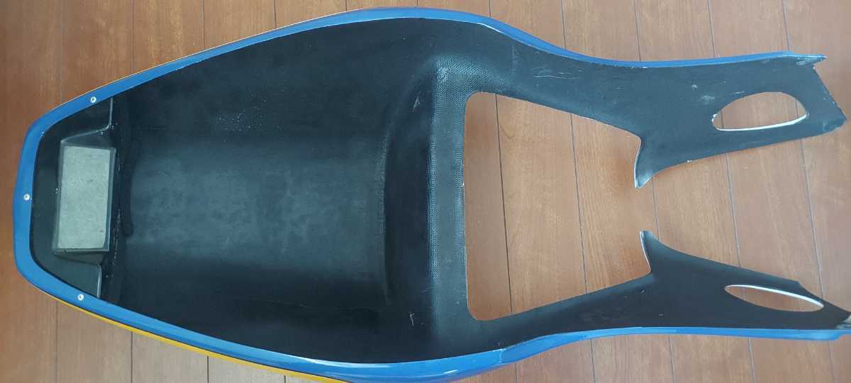 NSR250R シルエットジャパン　FRP シートカウル テールカウル ワークスタイプVシート 　MC21　MC28　ロスマンズカラー