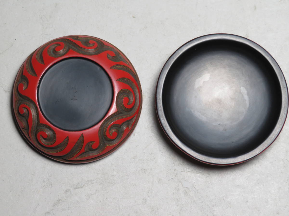 時代漆器 唐物 堆朱 倶利 香合 三色漆 元～明時代初期 中国美術 lot 