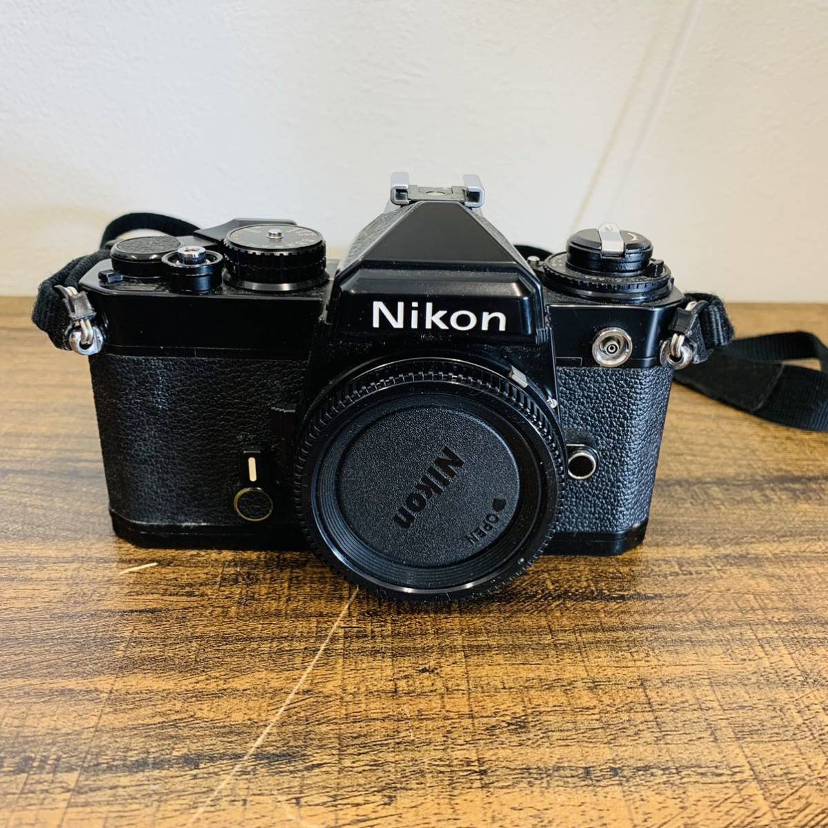 2688】ニコン Nikon FE ブラック ボディ フィルムカメラ MF一眼レフ 