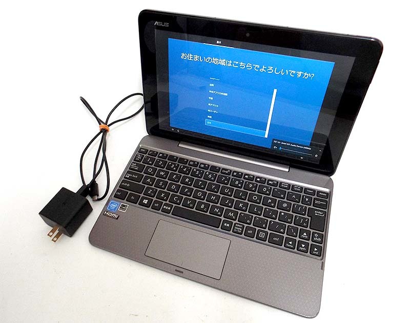 ASUS TransBook 2in1 T100」 ASUS、LTE対応の10.1型2in1ノートPC