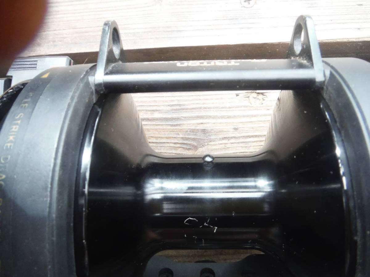 シマノトライトンビーストマスターGRAPHITE 2SPEED 20⁄50 トライトン
