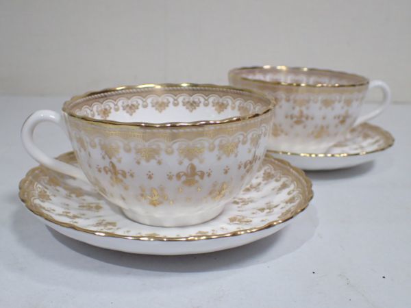 豊JC860/8J●Spode スポード フルールドリスゴールド ティーカップ&ソーサー 2客 ファインボーンチャイナ 金彩 茶器 洋食器 美品●