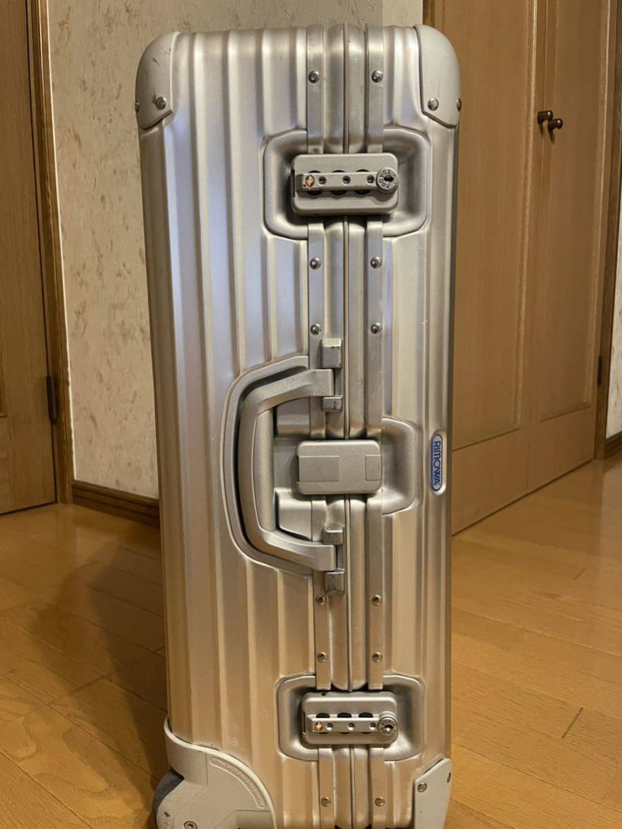 【新品/元箱付】RIMOWA リモワ トパーズ 64L シルバーロゴ 青タグ 新品⁄元箱付RIMOWA リモワ トパーズ 64L シルバーロゴ 青タグ RIMOWA