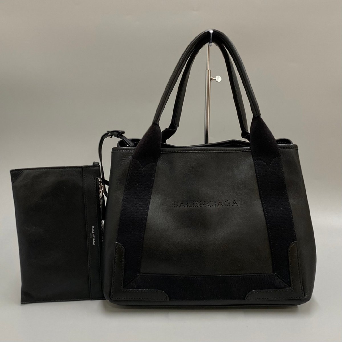 1円 極 美品 ポーチ付き BALENCIAGA バレンシアガ ネイビー 1円 極 美品 ポーチ付き BALENCIAGA バレンシアガ ネイビー