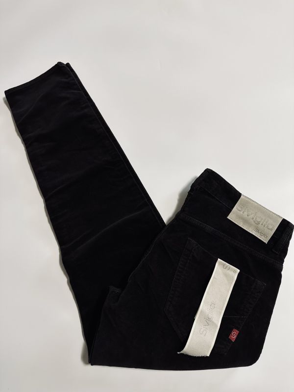 2914】新品3.8万【SIVIGLIA / シビリア　32　定番　ウォッシュド加工フランネルストレッチスリムデニム　美脚脚長効果】ダークマローネ