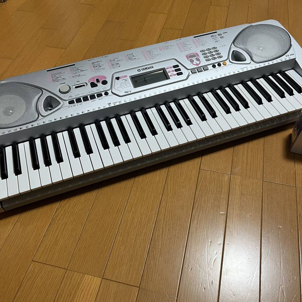 送料無料　YAMAHA 電子キーボード　EZ-J24 電子ピアノ　 光ナビ