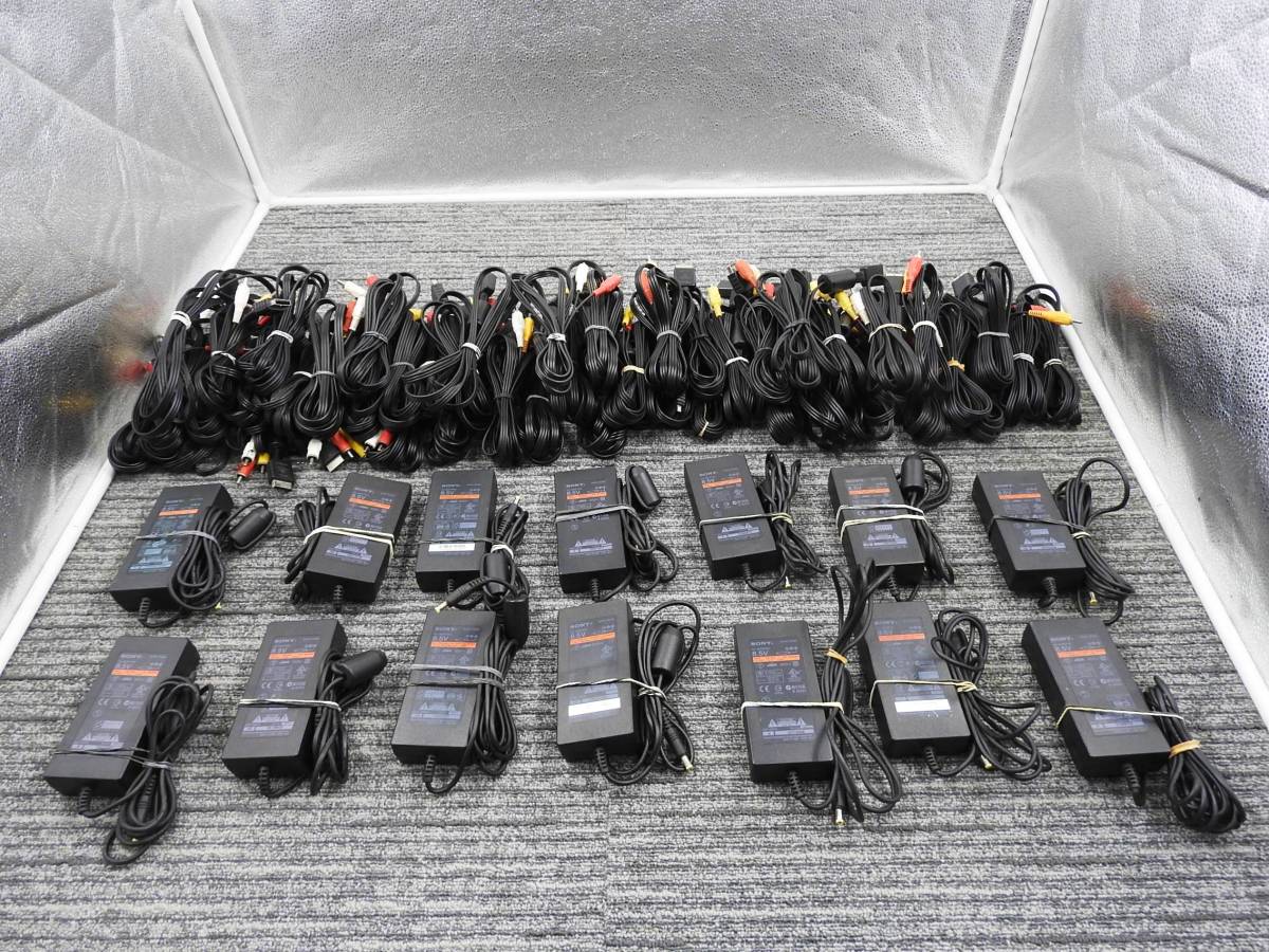 SONY ソニー★PlayStation2 純正アダプター 14個／純正AVケーブル 50本 SCPH-70000など まとめてセット プレステ★現状お渡し品 №F8421