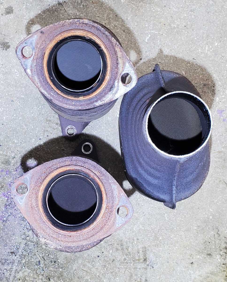 トヨタ クラウンマジェスタ UZS186 純正 触媒 GA4 DA2 3UZ クラウン