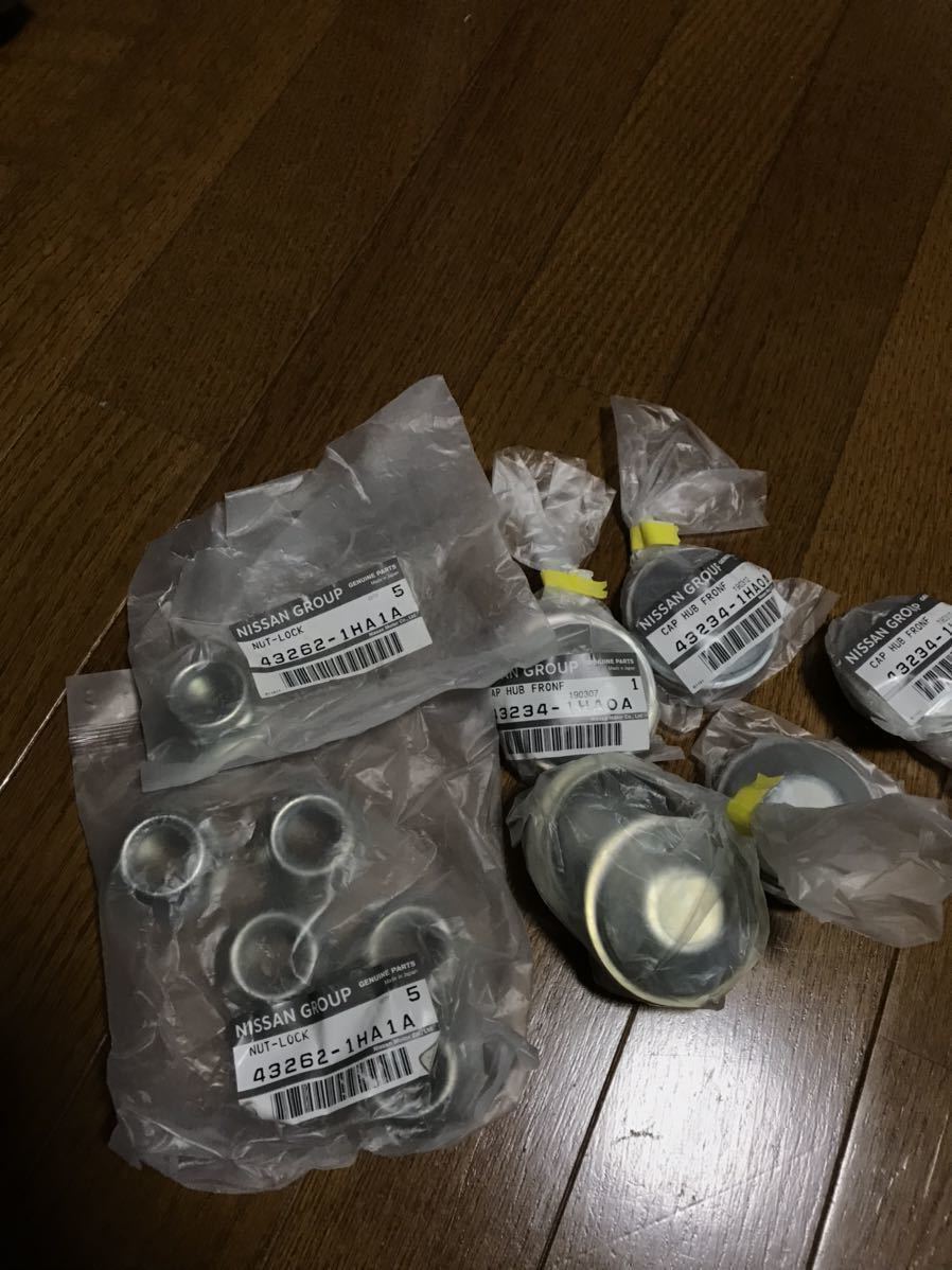 新品 日産 リヤ ハブナット ハブキャップ 6個セット 3台分 E12 ノート