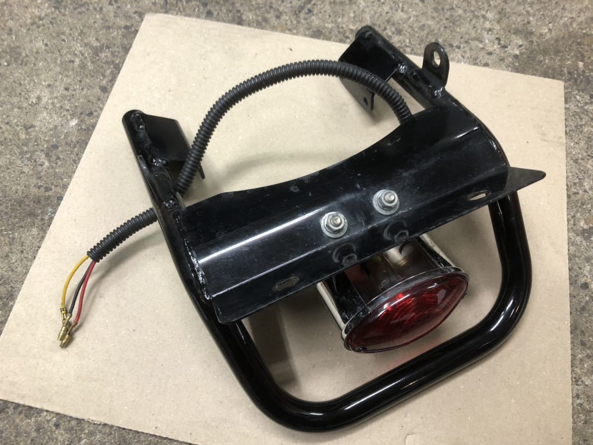 FTR223用　タンデムグリップ　タンデムバー　黒　ミニキャッツアイテールランプ付き　フェンダーレス_6