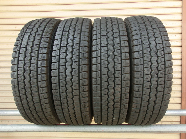 低価，HOT 195/85R15 113/111L 4本セット DUNLOP WINTER MAXX LT03M 2020年製 10㎜ キャンター ハイエース キャラバン代用に(中古品)｜売買されたオークション情報、yahooの商品情報をアーカイブ公開 - オークファン 15インチ