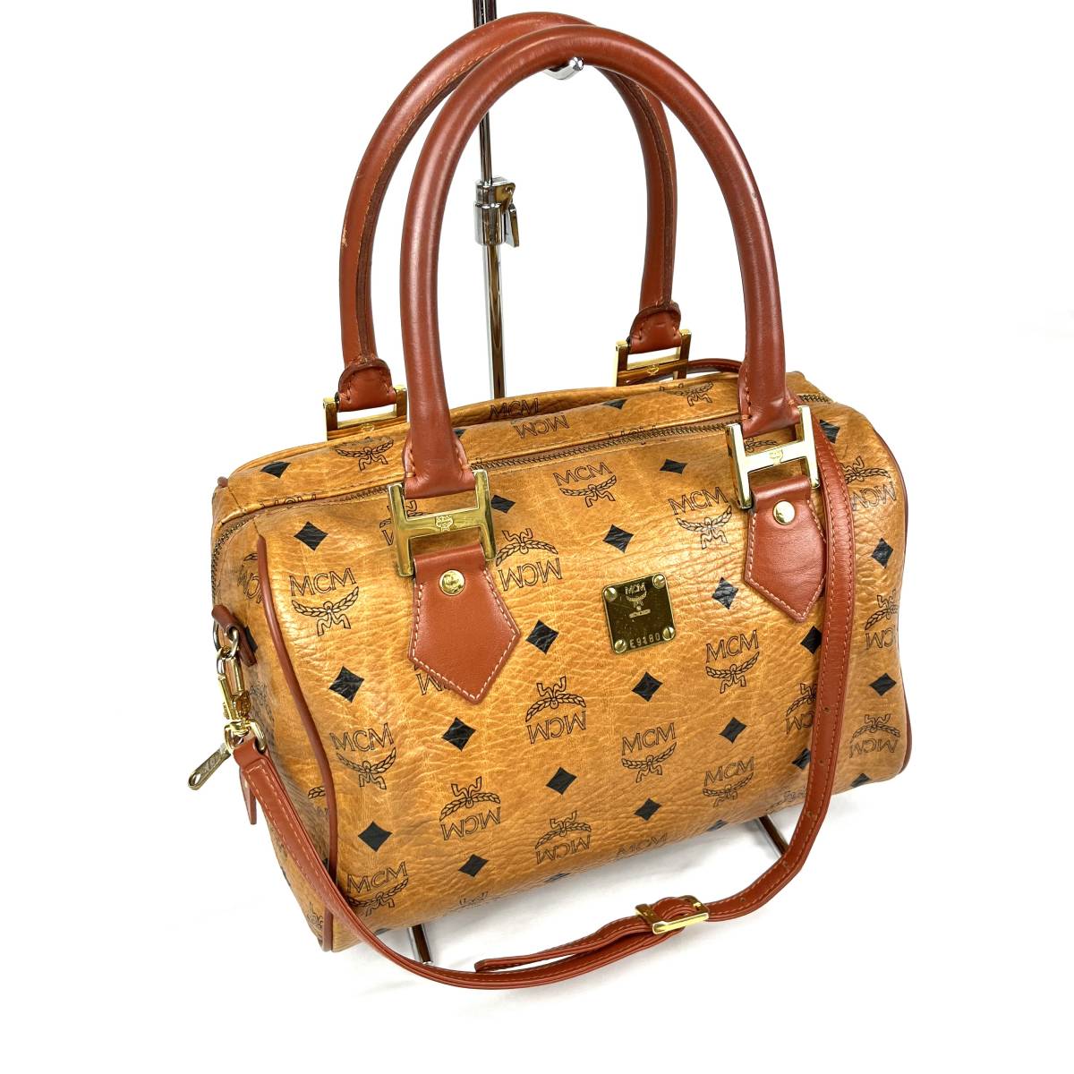 極美品 MCM ロゴ金具 2WAY レザー ショルダーバッグ | CONTRALINEA.NET