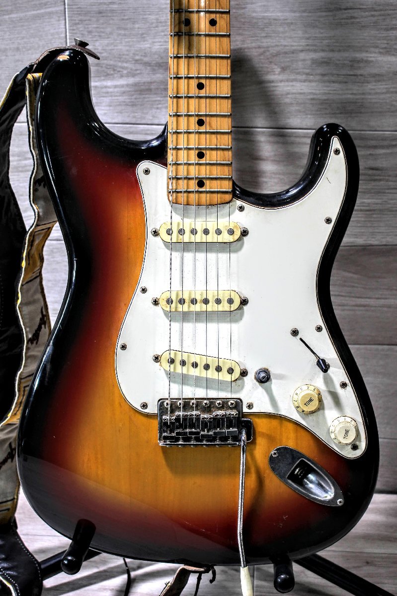 FENDER(フェンダー)Japan STRATOCASTER ストラトキャスター S/N 