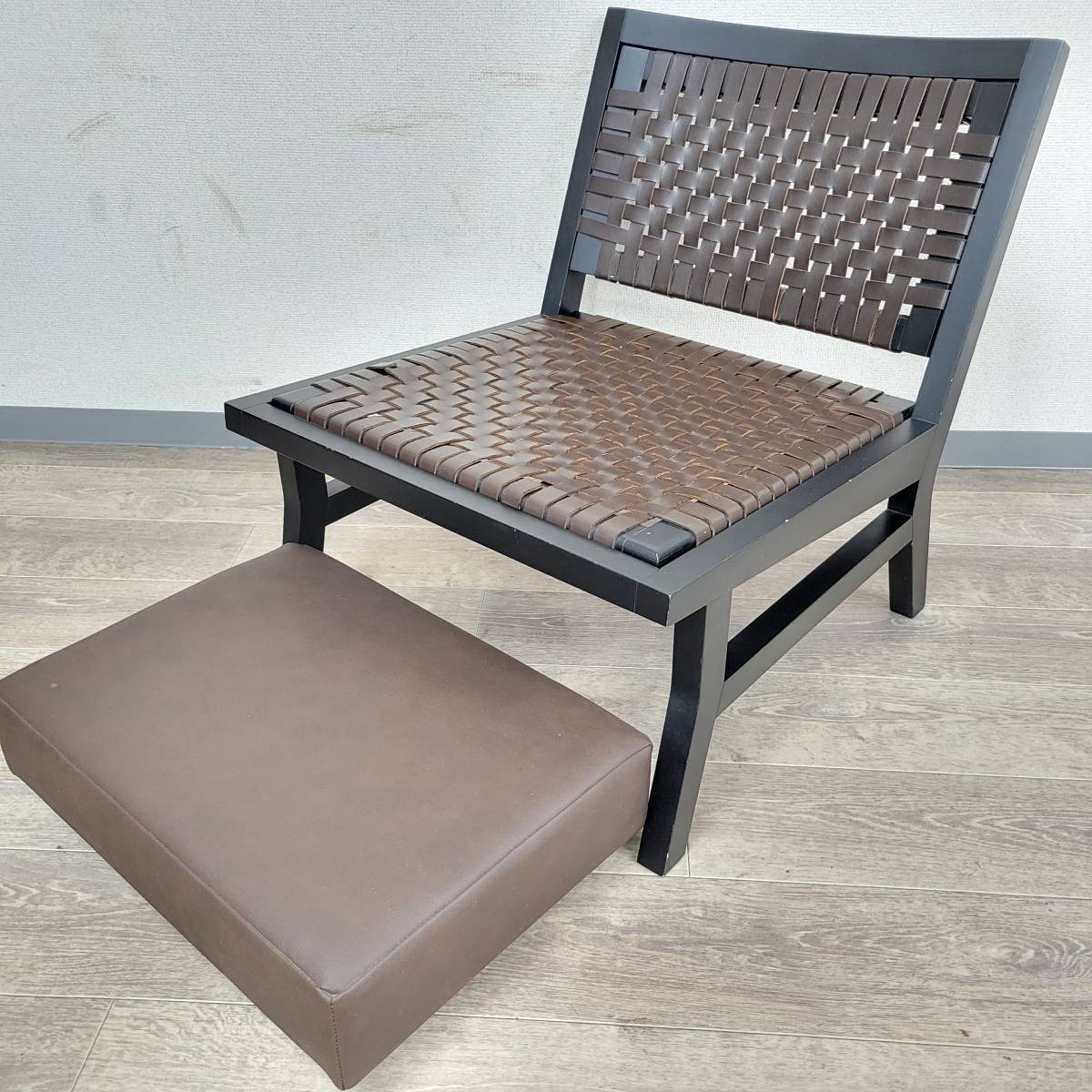 Cassina ixc. カッシーナ イクスシー ラウンジチェア 皮革編み モダン 