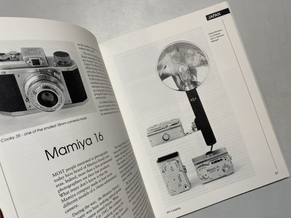 スパイカメラの洋書2冊