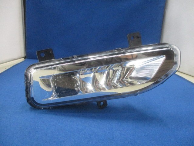 日産　セレナ/ハイウェイスター　GFC27/HFC27　後期　右フォグ　LED　純正　26150-8995C　90102548　【N】　114219