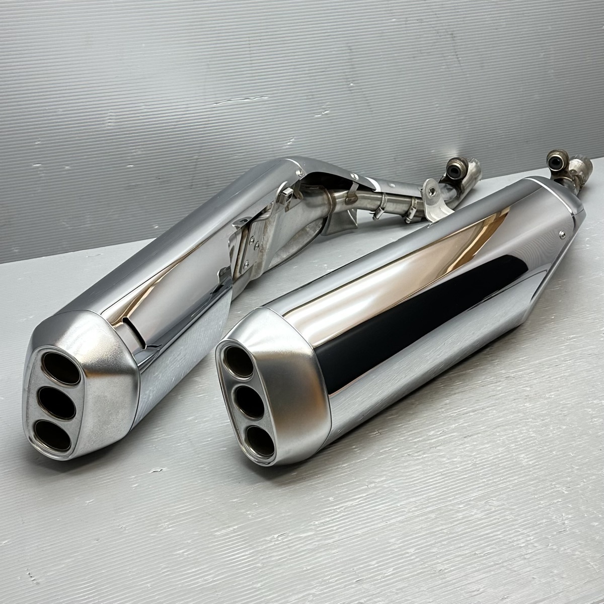 BMW K1600GT/GTL 純正 サイレンサー マフラー 左右 1812-7723444 230302MRO008