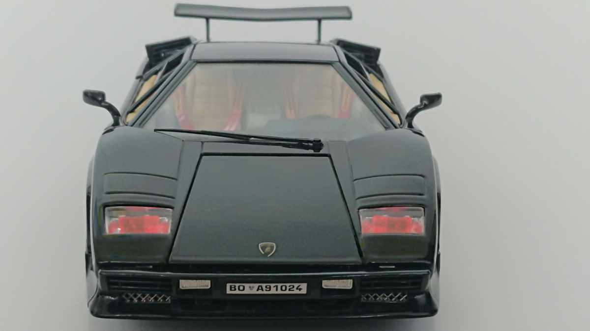 ブラーゴ　未開封　ランボルギーニ カウンタック 1/18 ランボルギーニカウンタック 1⁄18 ブラーゴ 当時もの Bburago 1⁄18