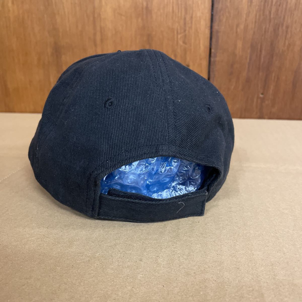 BALENCIAGA WARDROBE キャップ レディース アーチロゴ