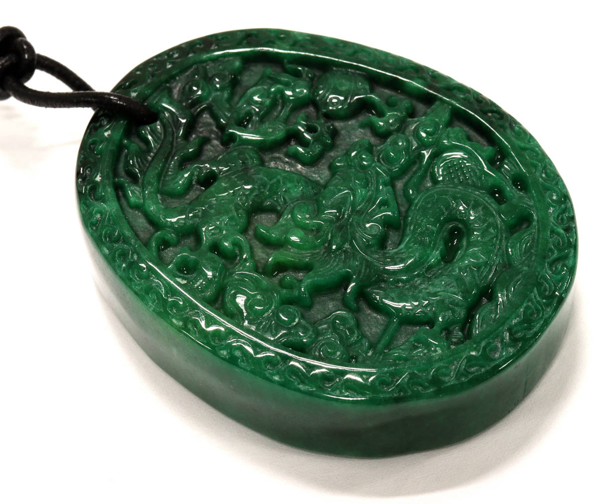 ☆美品☆ 翡翠 ヒスイ ジェイド ペンダント ネックレス 77.6g!! 龍 鳥 花