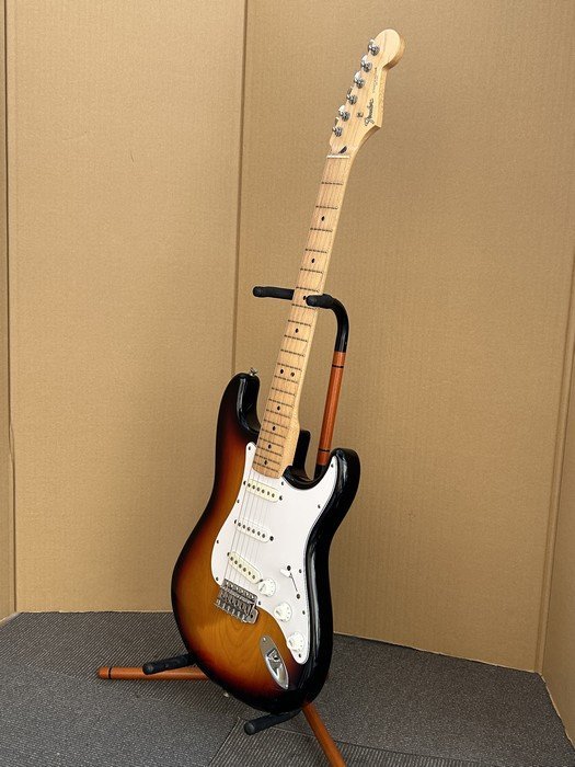 フェンダージャパン ダイナ楽器 ストラトキャスター サンバースト 綺麗【Fender Japan Stratocaster フェンダージャパン ストラト