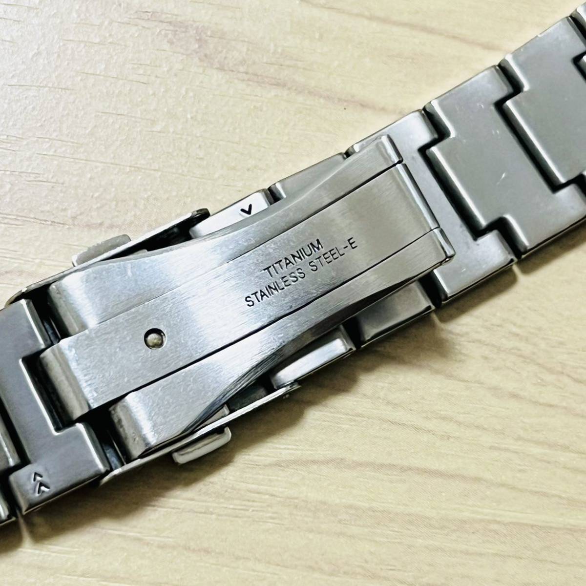 SEIKO チタン-ステンレスベルト 20mm 金属ベルト メタルバンド SEIKO