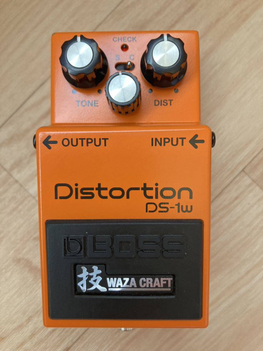 DS-1W Boss Distortion site of World BOSS DS-1W