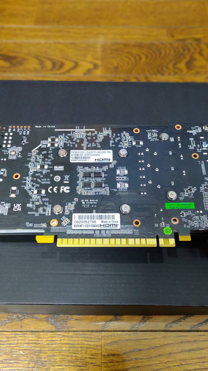 ほぼ新品】玄人志向 GF-GTX1650D6-E4GB/DF2 (GeForce GTX1650 4GB)(PCI 