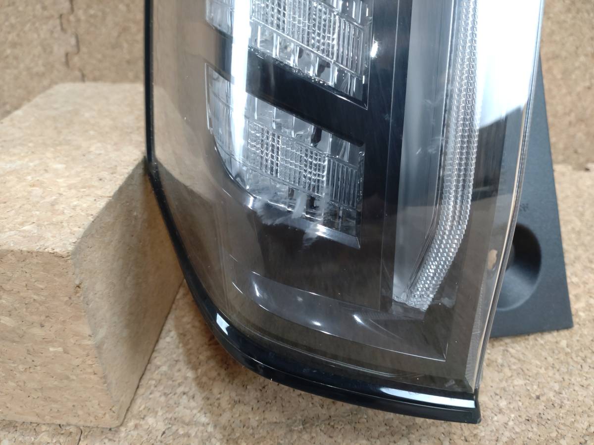ホンダ N-BOX カスタム JF3 JF4 左テールランプ LED ICHIKOH イチコー