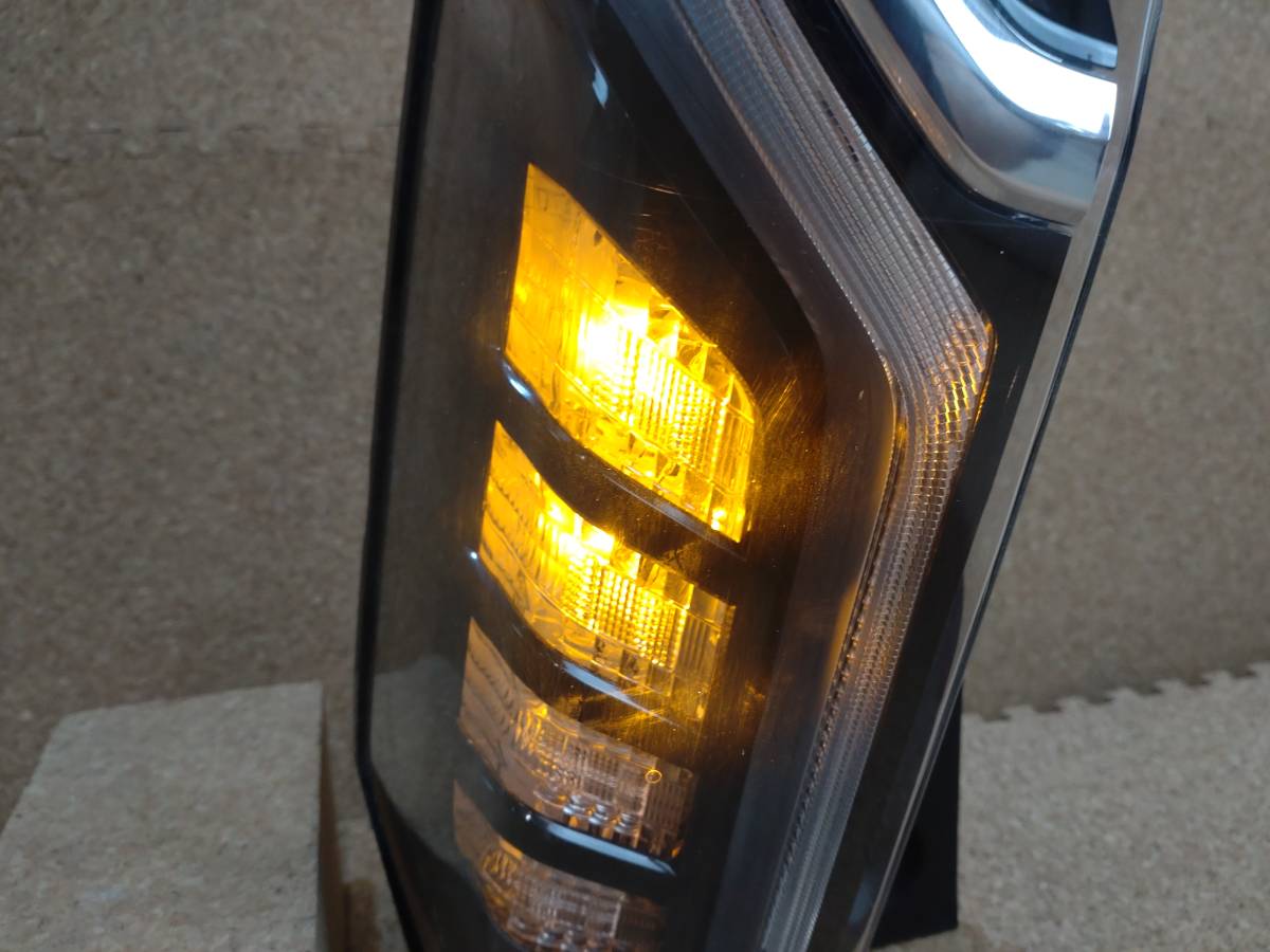 ホンダ N-BOX カスタム JF3 JF4 左テールランプ LED ICHIKOH イチコー