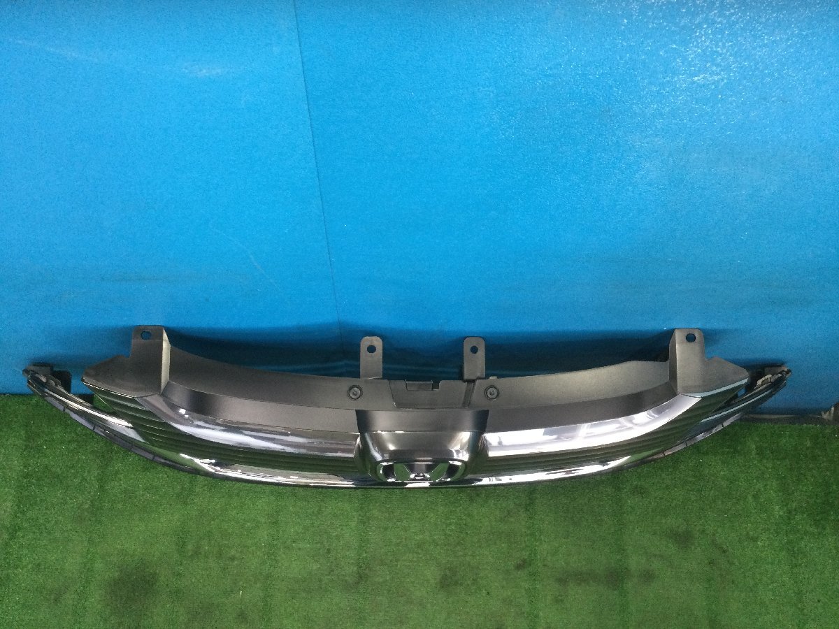 【同梱不可】フリード GB7 フロントグリル ラジエータグリル 701120-TDL-013 未使用 長期在庫品