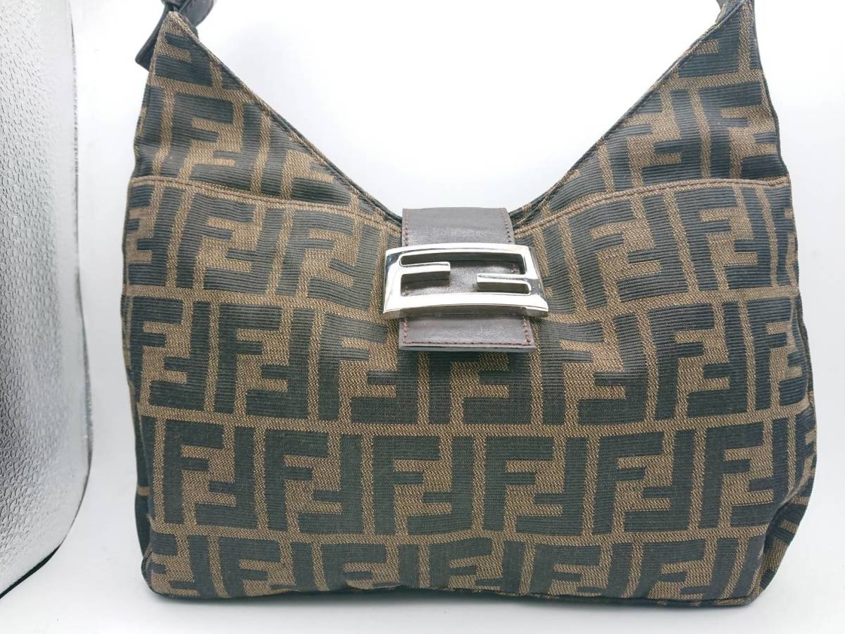 フェンディ/FENDI/ズッカ柄/マンマバケット/ショルダーバック/現状品 