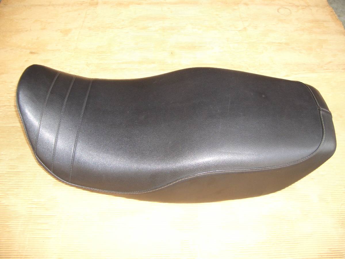 ■希少　カワサキ空冷GPz750F　純正シート