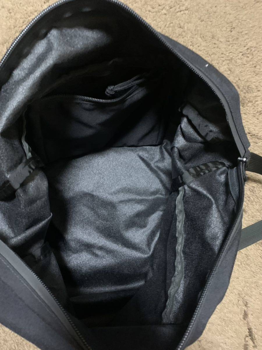 美品　mystery ranchミステリーランチ　モッドロードセル　廃盤品　黒 美品 mystery ranchミステリーランチ モッドロードセル 廃盤品 黒