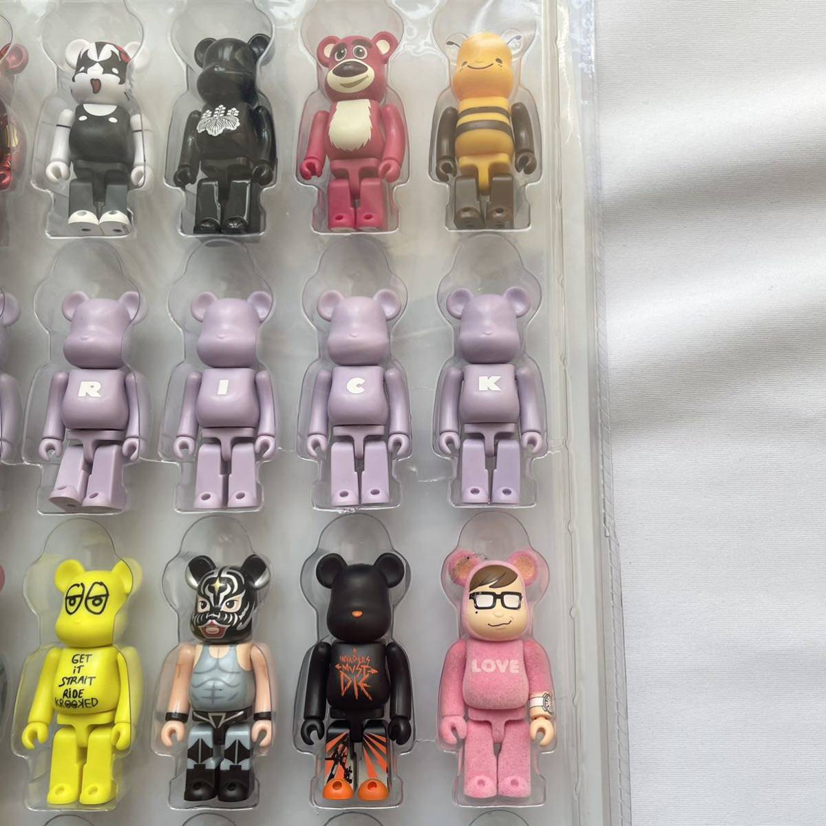 BE@RBRICK 100% 45体 ブリスターケース付き 【公式通販】