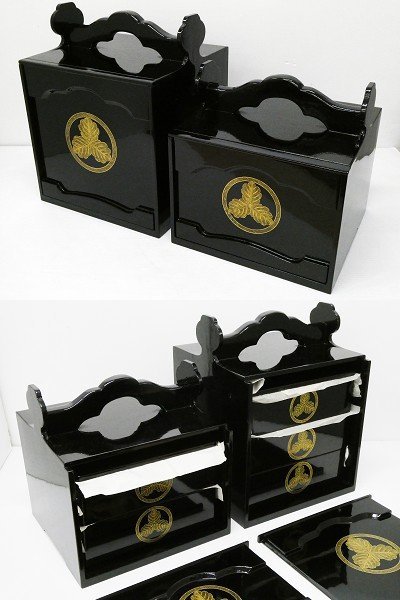 ♯ 重箱 2点セット!! 黒内朱漆塗り 沈金家紋 丸に三つ