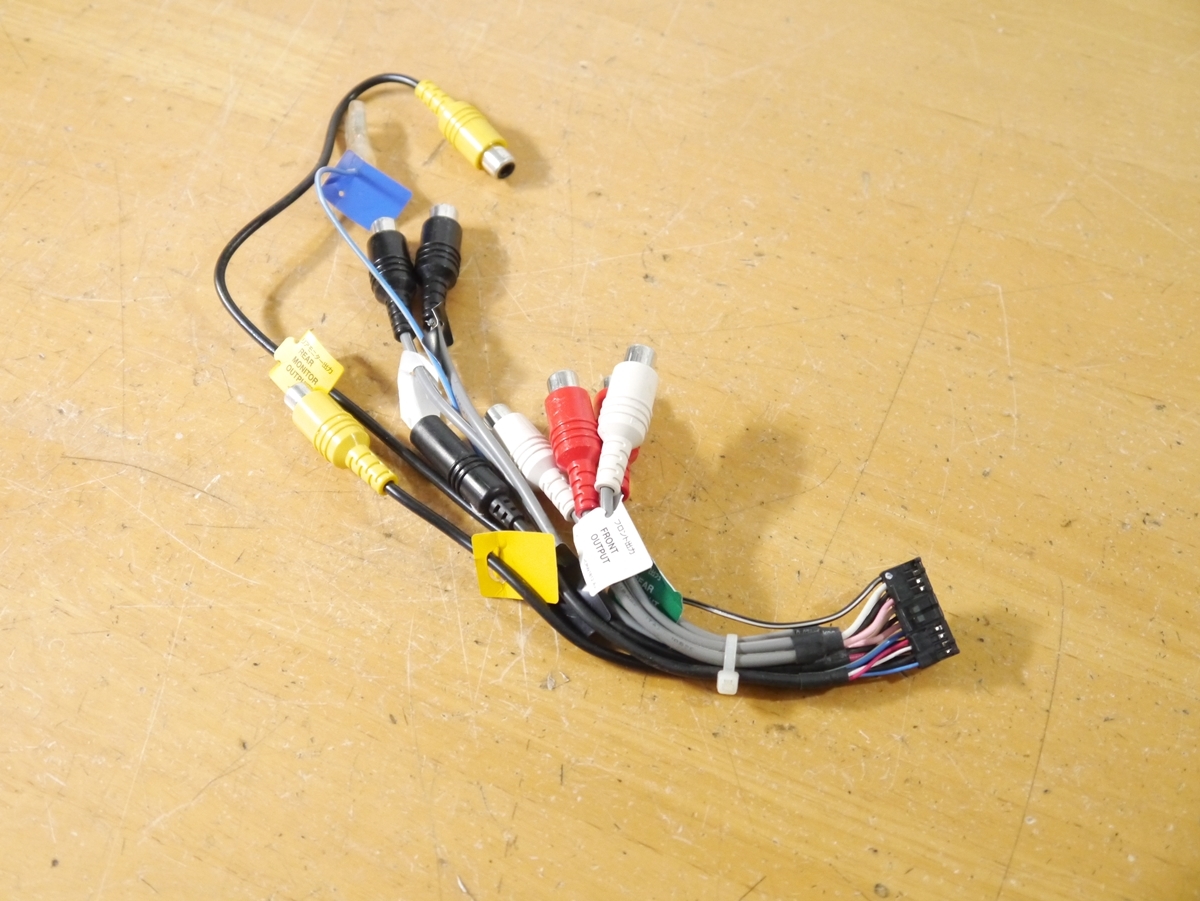 【0410】 CDP1788 RCA入出力ケーブル AVIC-ZH0009/AVIC-ZH0099/AVIC-ZH0999/AVIC-ZH0999Lカロッツェリア carrozzeria